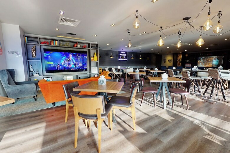 Hotel Village Urban Resort Blackpool