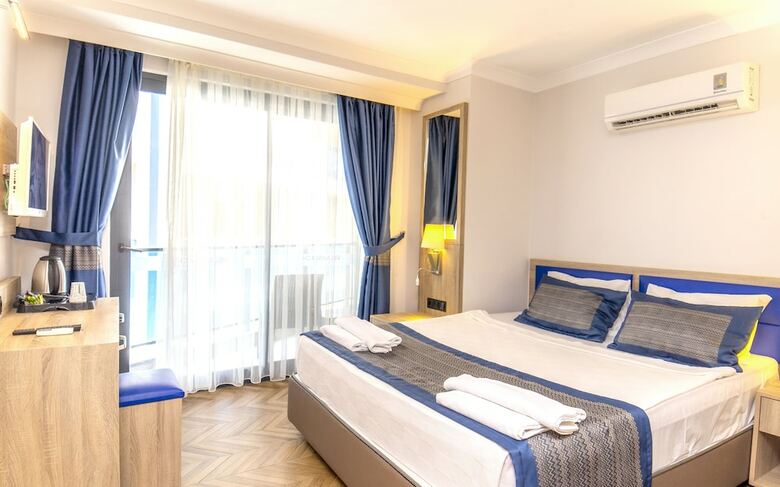 Relax Beach Hotel