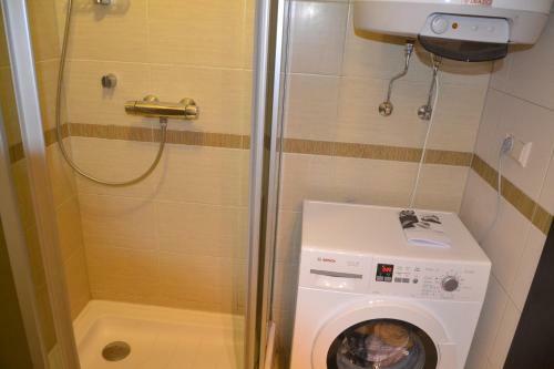 Apartamento 2k. Butas Nidoje Su Spa Ir Teniso Kortais