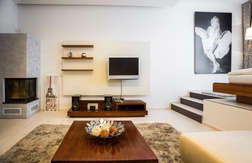 Apartamento Above The Historical Roofs