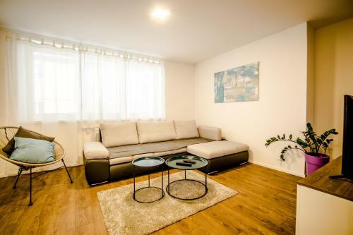 Central Apartments By Kovee