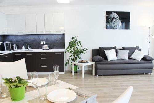Leo Apartment - 29. Augusta 2a