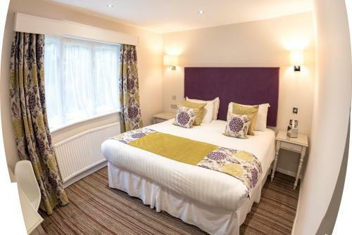 The Casa Hotel And Marco Pierre White Restaurant - Camberley West