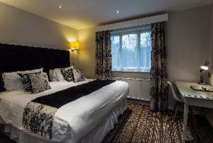 The Casa Hotel And Marco Pierre White Restaurant - Camberley West