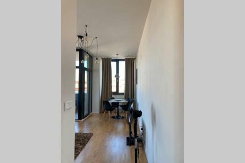 Modern 2-room Apartment In The City Center