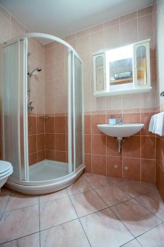 Gaja Holiday Apartments