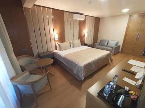 Bah�elievler Hotels