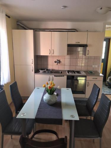 Terme ?ate? Apartma 7