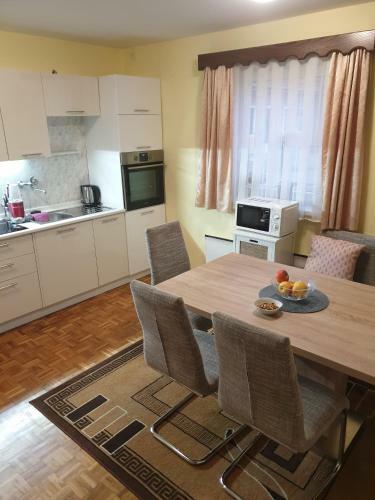 Terme ?ate? Apartma Nine
