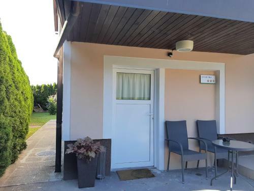 Apartma ?irovnik