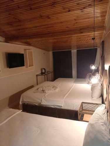 Bed & Breakfast Lily Airport Otel