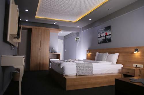 Bed & Breakfast Lily Airport Otel