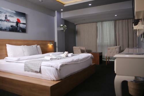 Bed & Breakfast Lily Airport Otel