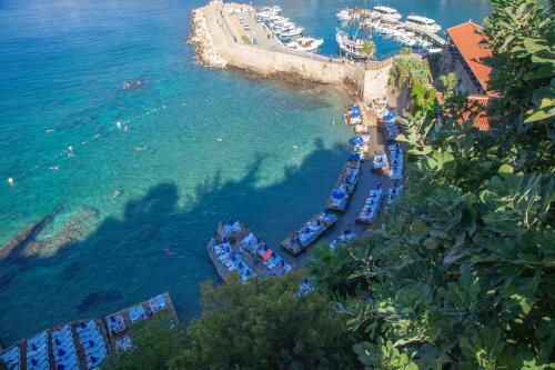 Mavi Avlu - Old Town Apartments