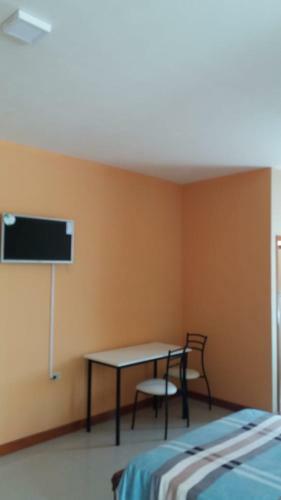 Hostal Hotel Dub�i
