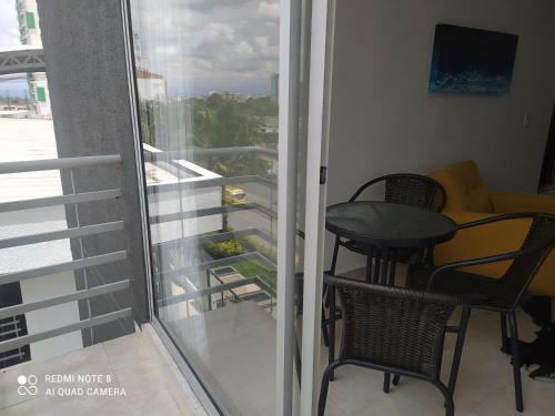 The Palms Apartamento � Meses
