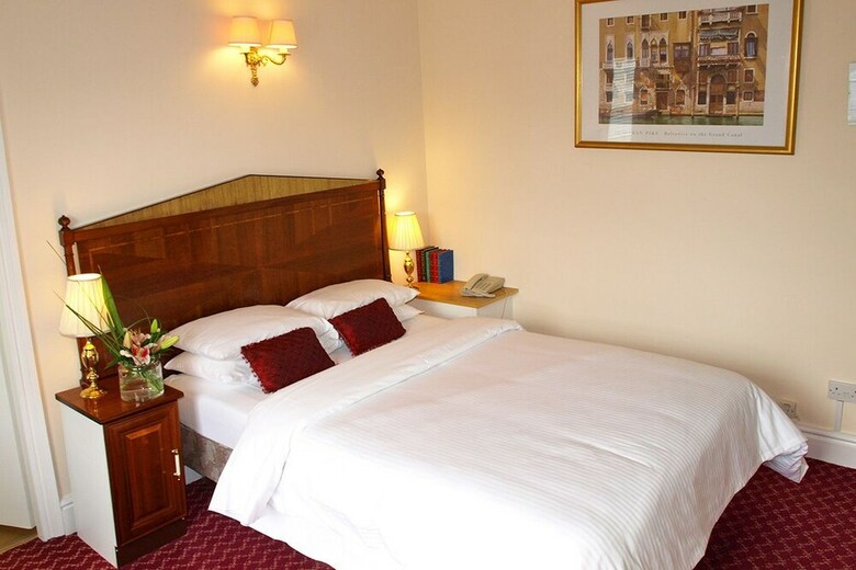 The Bridge Hotel