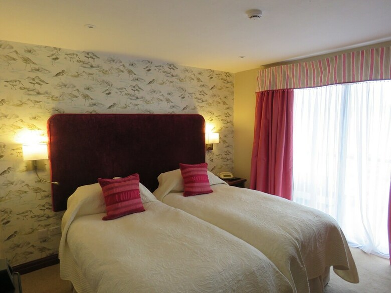 Hostal The Bay Horse Hotel And Restaurant