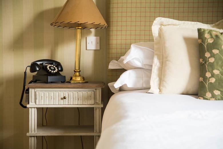 Hostal King John Inn