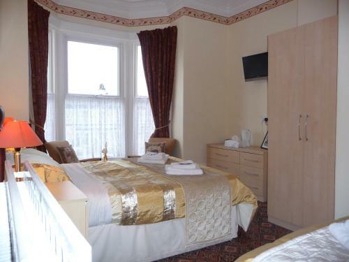 Hostal The Warwick Southport