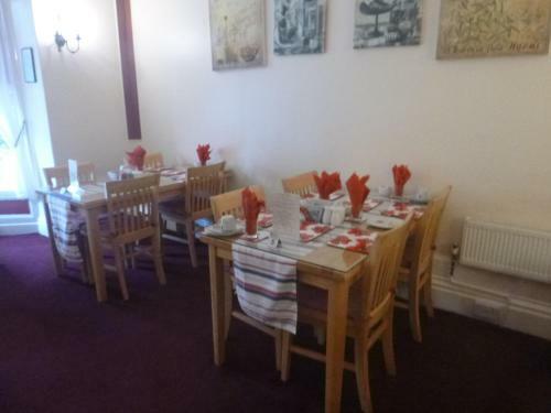 Hostal The Warwick Southport