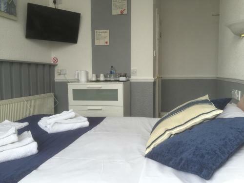 Hostal Andora Guest House