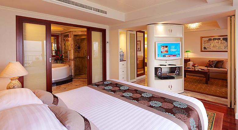 Royal Cliff Beach Hotel