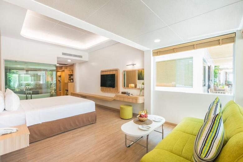 Hotel Chaba Cabana Beach Resort