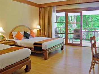 Hotel Paradise Beach Resort