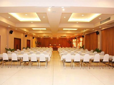 Fair House Beach Resort & Hotel