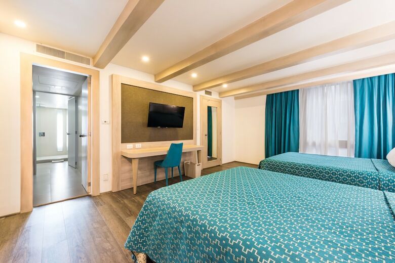 Hotel Casa Blanca
