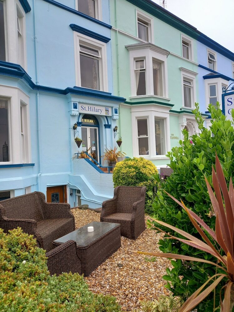 Hostal St. Hilary Guest House
