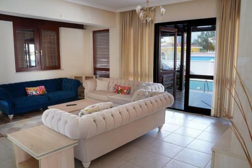 Apartamento Extraordinary Villa With Private Pool In Antalya Surrounded By Nature