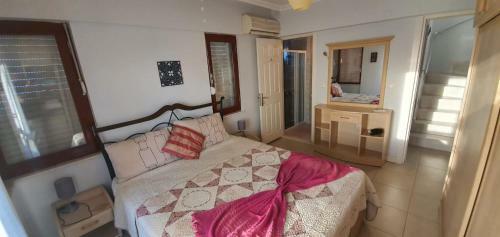 Stunning Villa With Private Pool In Antalya