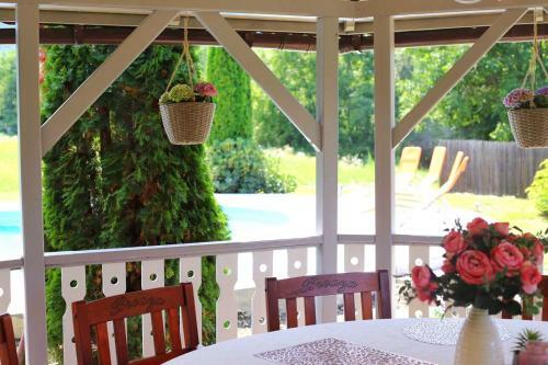 Marie Chalet