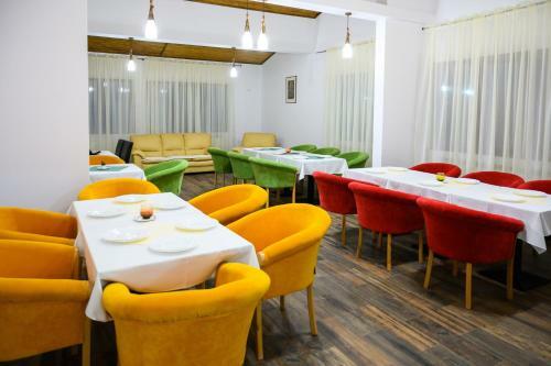 Hostal Zori De Zi Breaza
