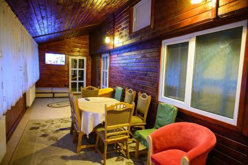 Hostal Zori De Zi Breaza
