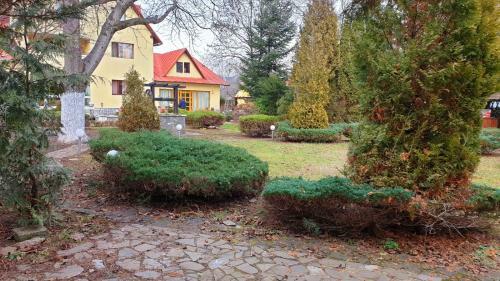 Hostal Lis House