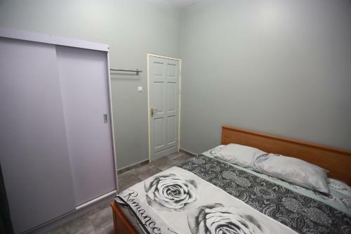Donfarsha Apartments