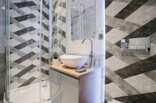 Villa Kuc�vka N & D