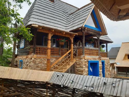 Casa Moro?enilor - Breb