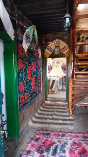 Conplex Traditional Casuta Bunicilor-breb
