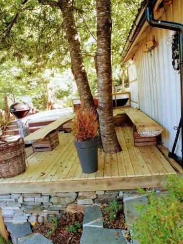 Charming 2-bed Apartment In Faervik South Norway