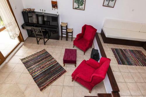 Central House With Shared Pool Near Paradise Bay In Bodrum
