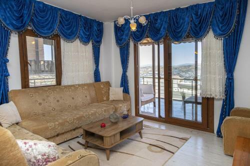 Villa 3 Br Comfy House With Peaceful View In Yalikavak