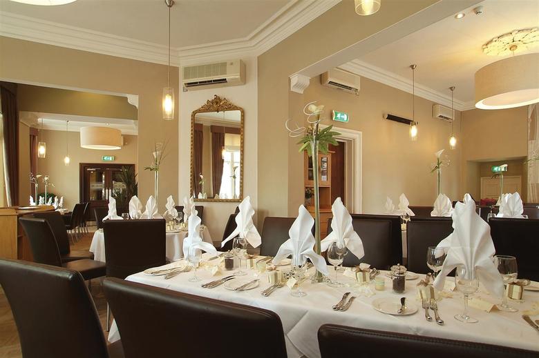 Best Western Plus Dean Court Hotel