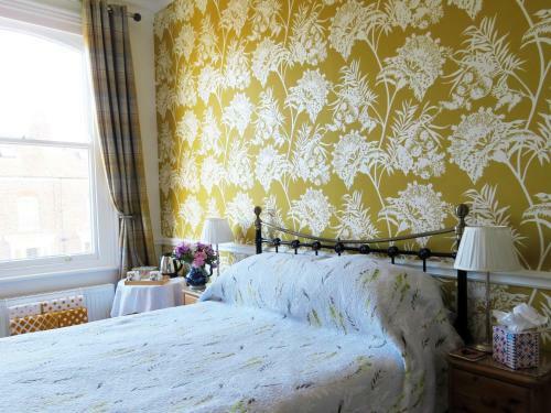 Hostal Avondale Guest House