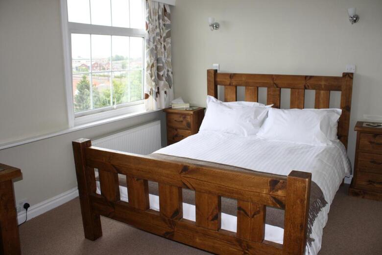 Hostal Holmwood House Guest Accommodation