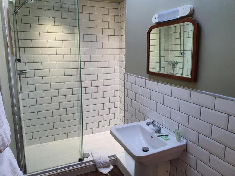 Hostal Holmwood House Guest Accommodation
