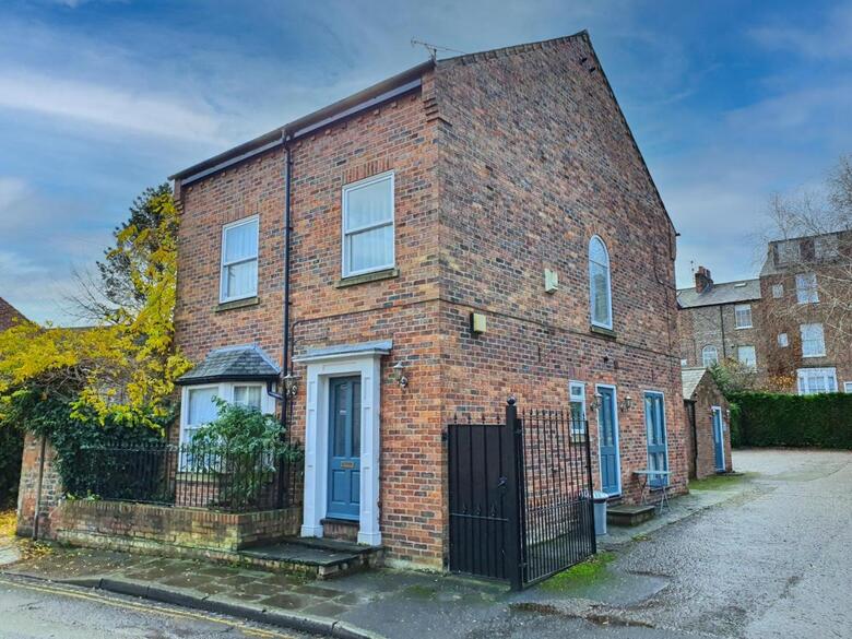 Hostal Holmwood House Guest Accommodation